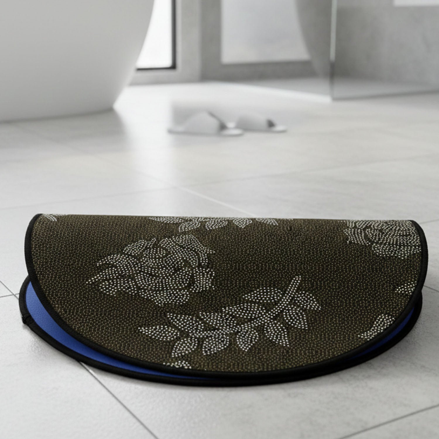 Non-Slip Oval Bath Mat – Super Absorbent Soft Velvet Surface