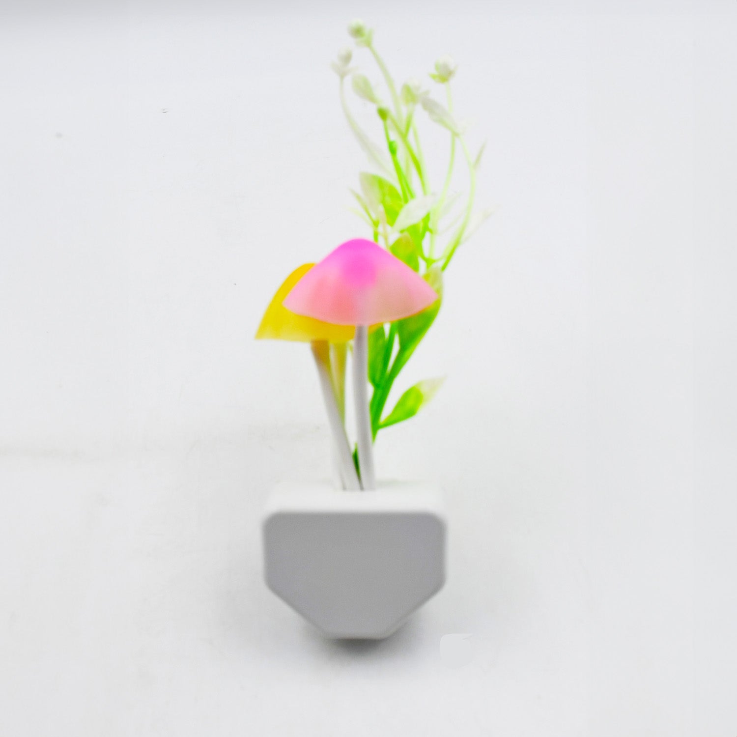 Mushroom Night Light – Color Changing LED with Auto Sensor | DeoDap