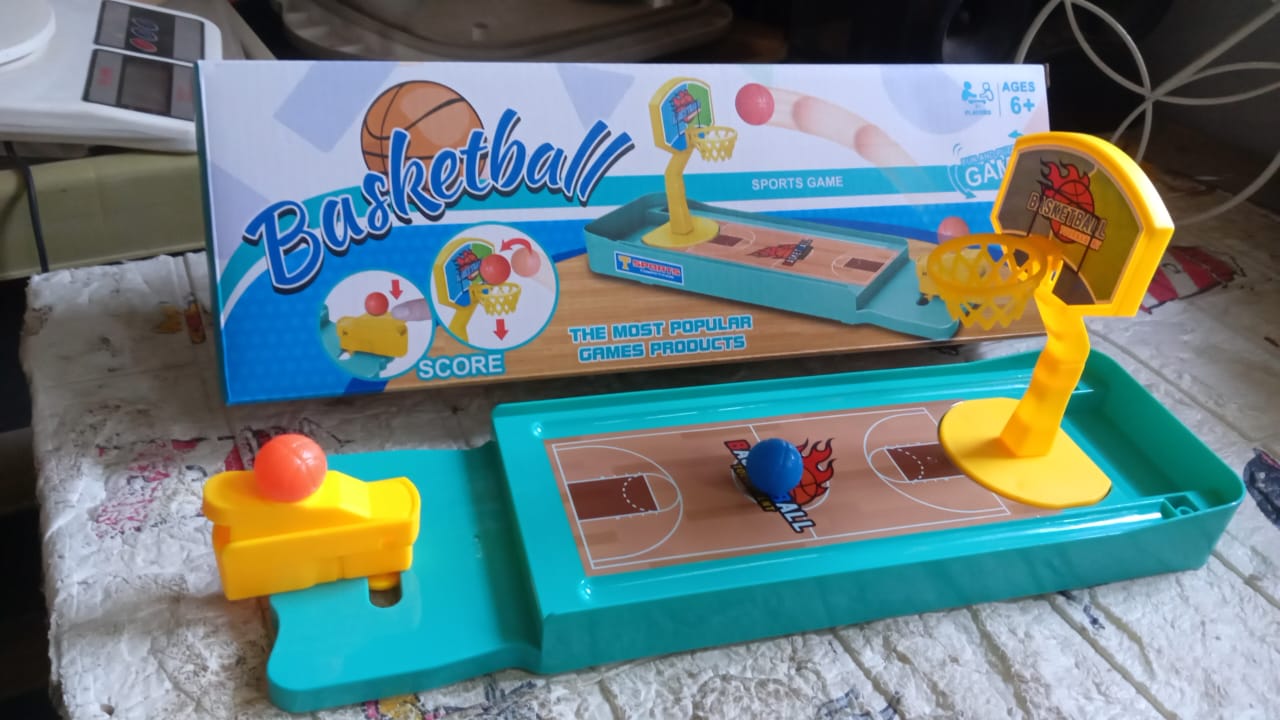 Finger Basketball Game – Mini Desktop Fun for All Ages | Boardoria
